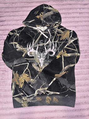Cabelas Camo Graphic Hoodie Size Medium